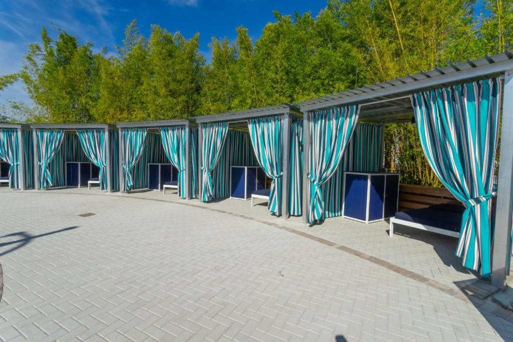 Theme Dream House - Brand New Windsor Resort Four Corners エクステリア 写真