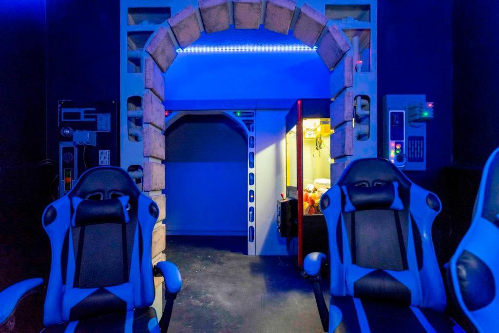 Theme Dream House - Brand New Windsor Resort Four Corners エクステリア 写真